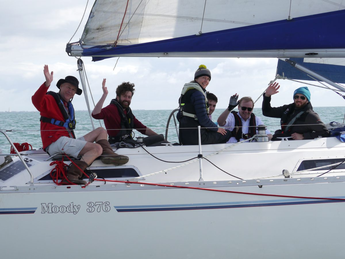 Chichester Cruiser Racing Club: Yacht Racing in Hayling Bay & Solent